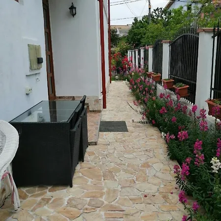 Guest house Pensiunea Miraj Costinesti