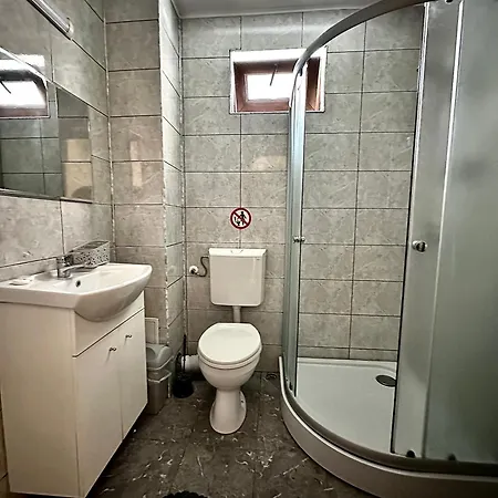 Pensiunea Miraj Pensión