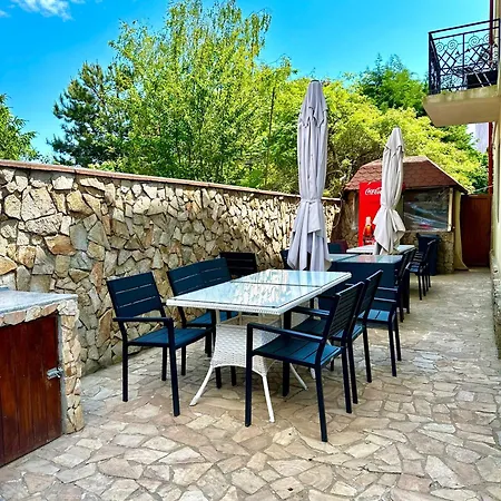 Gasthuis Pensiunea Miraj 3*